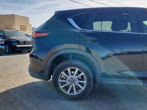 Used 2022 MAZDA CX-5 AWD 2.5 S w/ Preferred Package image 5