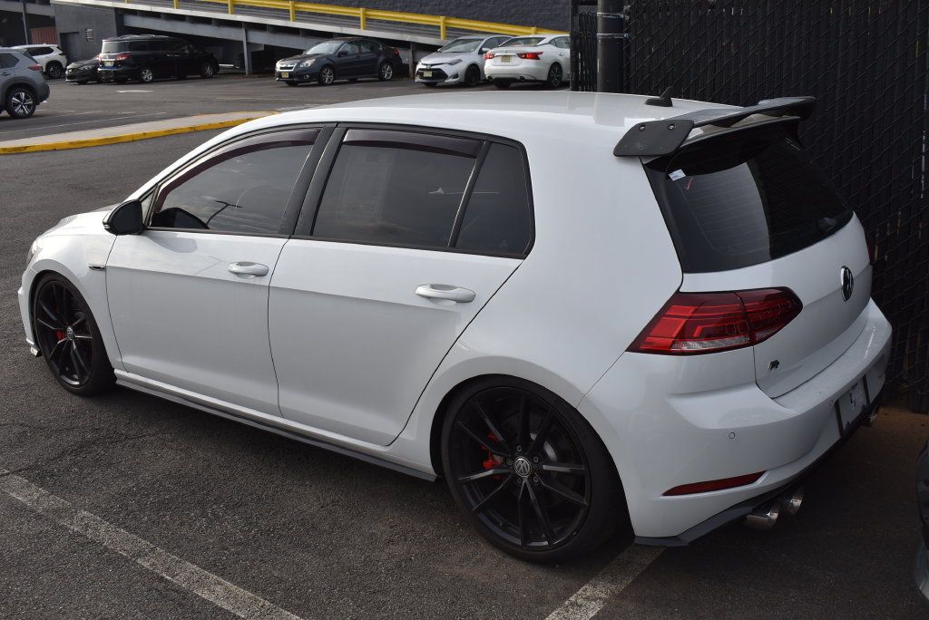 Used 2019 Volkswagen Golf R 4-Door AWD/4WD image 3