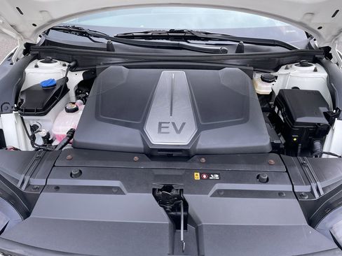 Certified 2023 Kia EV6 Wind image 15