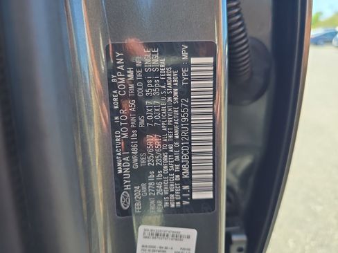 Used 2024 Hyundai Tucson Blue image 30