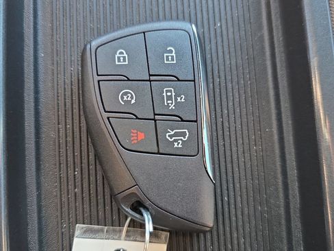 Used 2025 GMC Hummer EV 2X AWD/4WD image 29