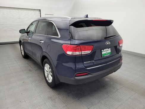 Used 2018 Kia Sorento FWD image 5