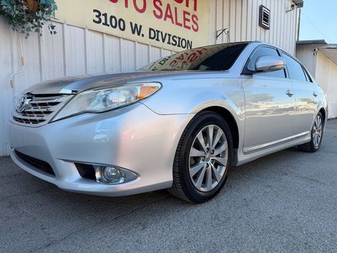 Used 2011 Toyota Avalon Limited FWD image 7