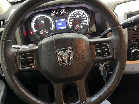 Used 2012 RAM 2500 SLT AWD/4WD image 4