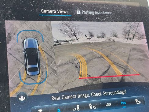 Used 2022 Mercedes-Benz C 300 4MATIC Sedan image 29