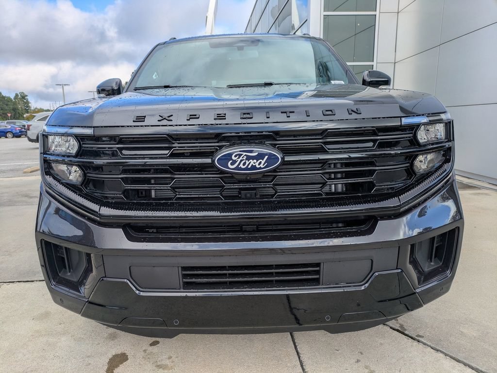 New 2027 Ford Expedition Max Platinum w/ Stealth Appearance Package AWD/4WD image 8