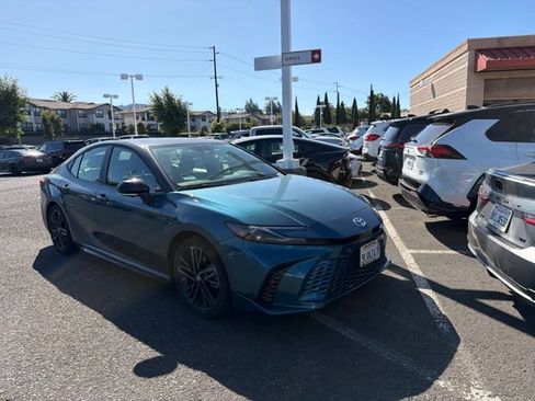 Certified 2025 Toyota Camry XSE w/ Premium Plus Package FWD image 1