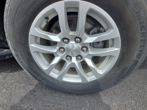 Used 2023 Chevrolet Suburban LT AWD/4WD image 67