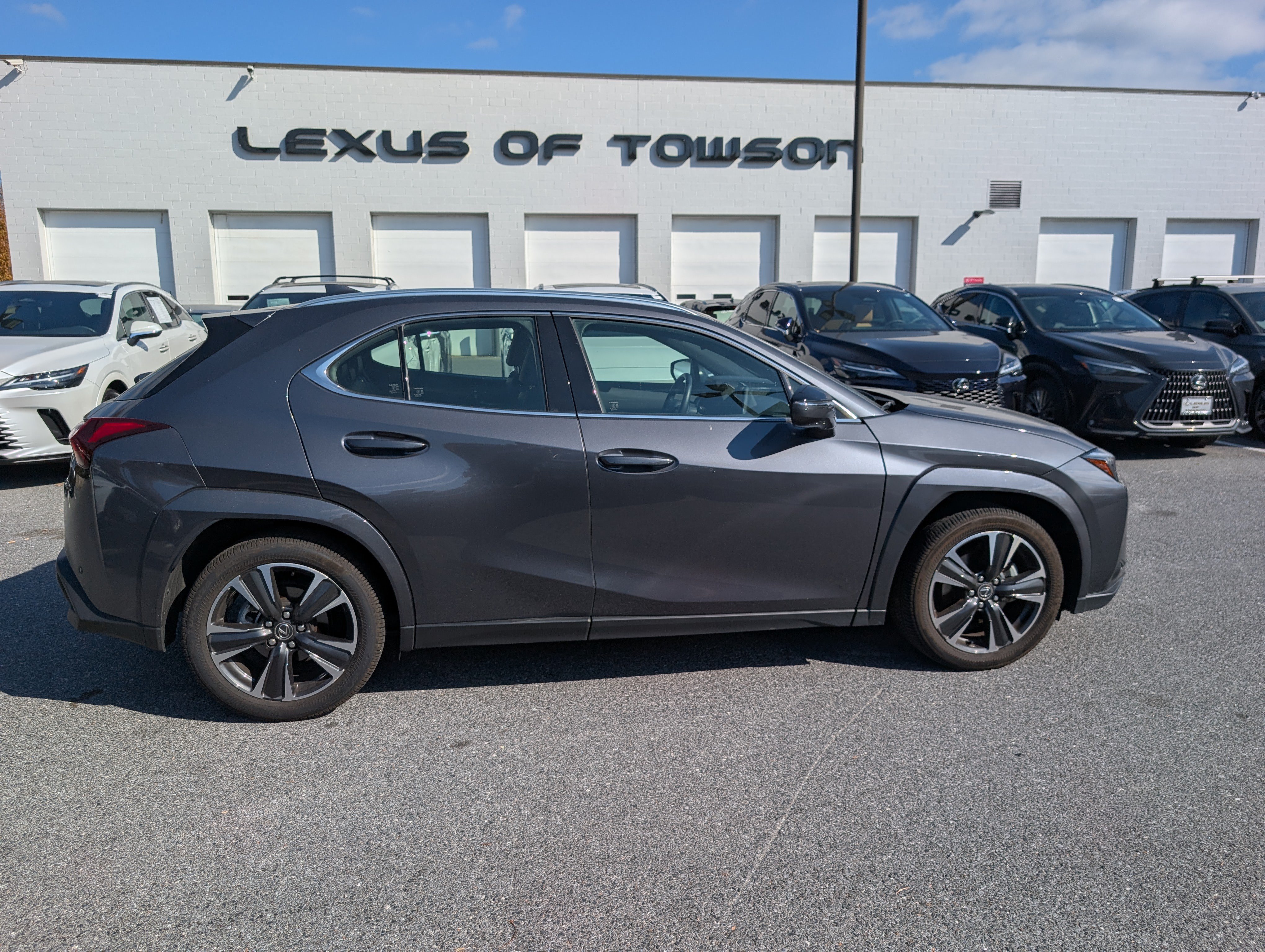 Used 2025 Lexus UX 300h AWD w/ Cold Area Package image 2