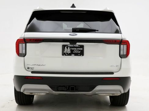 Used 2026 Ford Explorer Platinum w/ LUX Leather Package AWD/4WD image 7