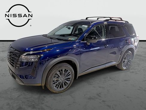 New 2026 Nissan Pathfinder SL w/ SL Premium Package AWD/4WD image 1