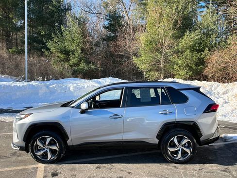 Used 2023 Toyota RAV4 SE w/ Weather & Moonroof Package image 2