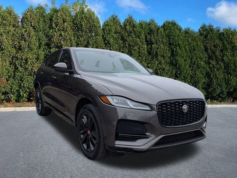 Used 2022 Jaguar F-PACE S image 3