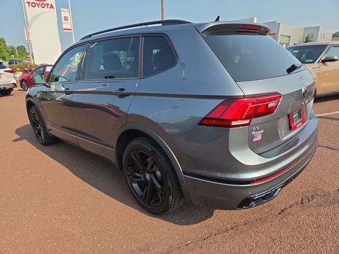 Used 2024 Volkswagen Tiguan SE R-Line AWD/4WD image 5