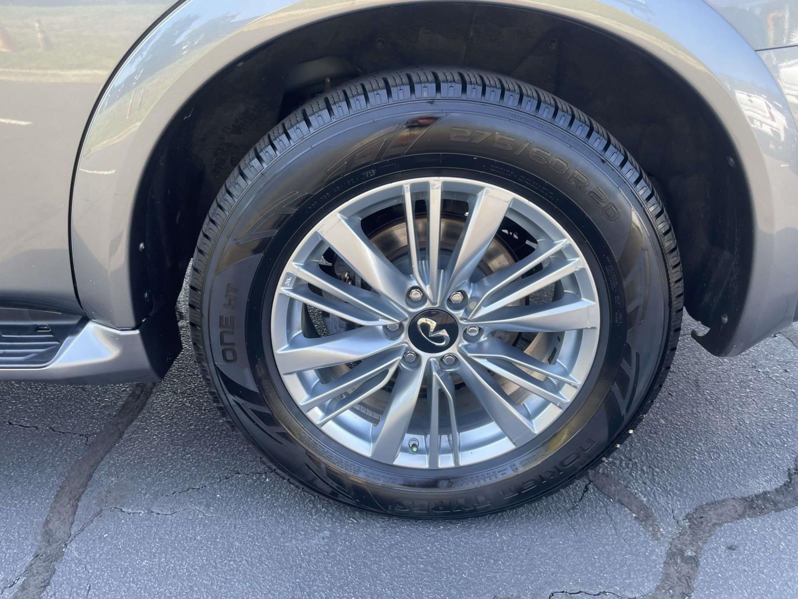 Used 2019 INFINITI QX80 Luxe AWD/4WD image 7