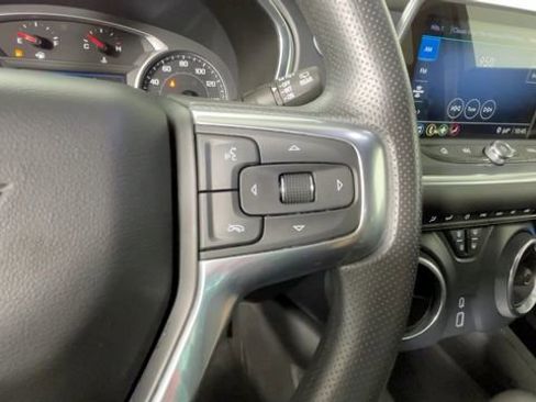 Used 2021 Chevrolet Blazer LT FWD image 25