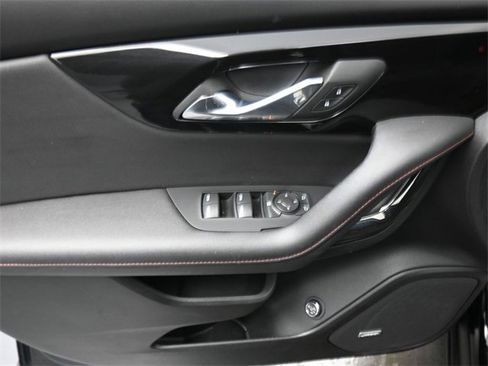 Used 2025 Chevrolet Blazer RS image 13