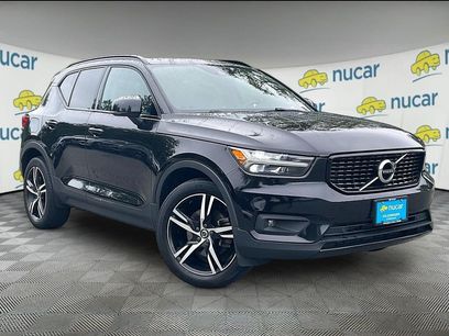 Used 2021 Volvo XC40 T5 R-Design w/ Climate Package