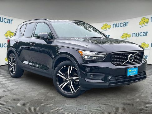 Used 2021 Volvo XC40 T5 R-Design w/ Climate Package AWD/4WD image 1