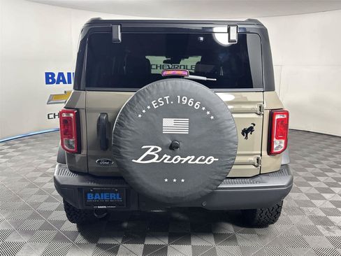 Used 2025 Ford Bronco Big Bend w/ Black Diamond Package AWD/4WD image 4