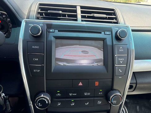 Used 2016 Toyota Camry SE FWD image 24