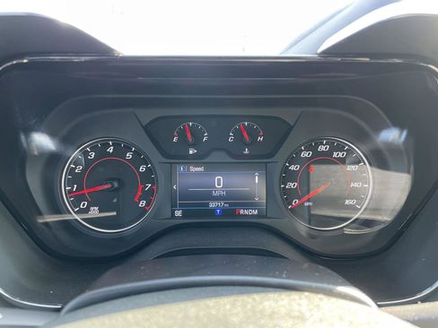 Used 2022 Chevrolet Camaro LT w/ RS Package image 17