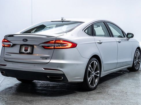Used 2019 Ford Fusion Titanium image 7