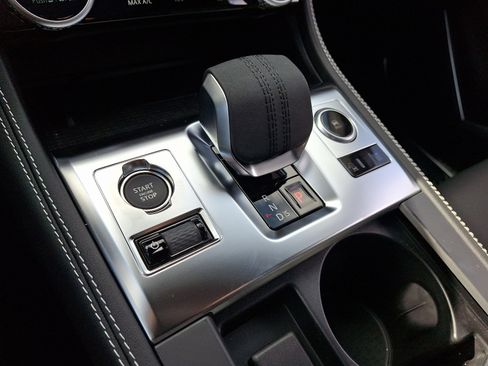 New 2026 Jaguar F-PACE R-Dynamic S image 13