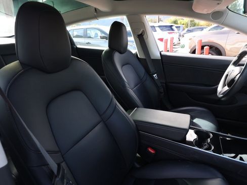 Used 2018 Tesla Model 3 Long Range image 20