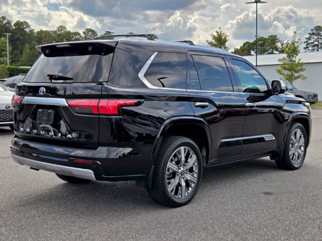 Used 2024 Toyota Sequoia Capstone AWD/4WD image 5