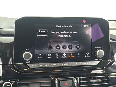 Used 2024 Nissan Pathfinder SV w/ SV Premium Package image 26