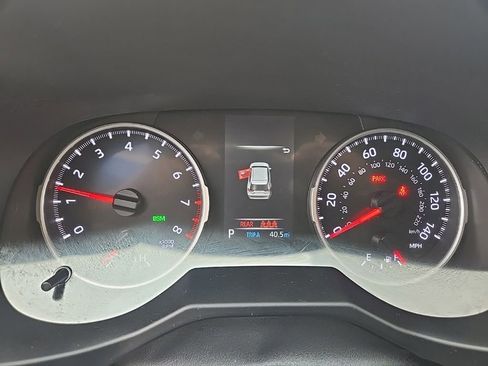 Used 2021 Toyota RAV4 XLE image 20