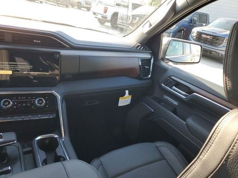 New 2026 GMC Sierra 1500 Denali w/ Denali Reserve Package image 16