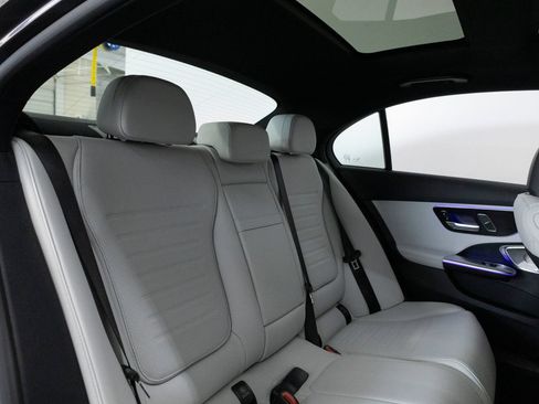 Used 2026 Mercedes-Benz C 300 4MATIC Sedan image 30