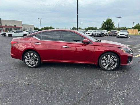 Used 2023 Nissan Altima 2.5 SL AWD/4WD image 8