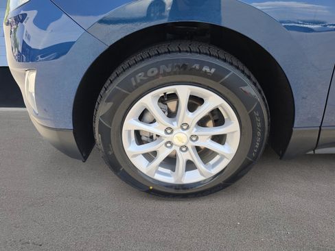 Used 2021 Chevrolet Equinox LT FWD image 25