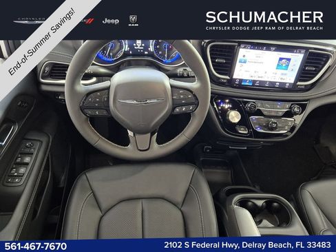 New 2026 Chrysler Pacifica Select w/ S Appearance Package FWD image 10
