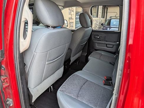 Used 2015 RAM 1500 Classic SLT w/ Remote Start & Security Group AWD/4WD image 28
