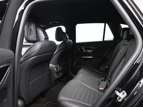 Used 2023 Mercedes-Benz GLC 300 image 22