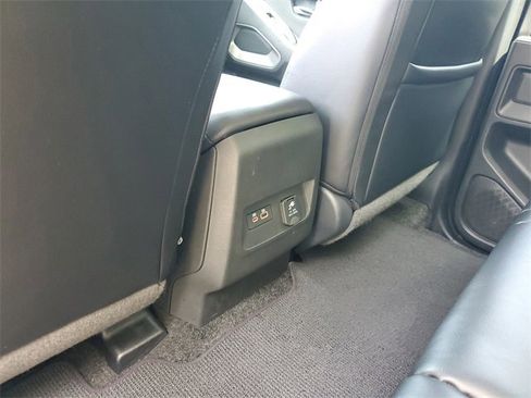 Certified 2024 Nissan Frontier SL w/ Technology Package image 9