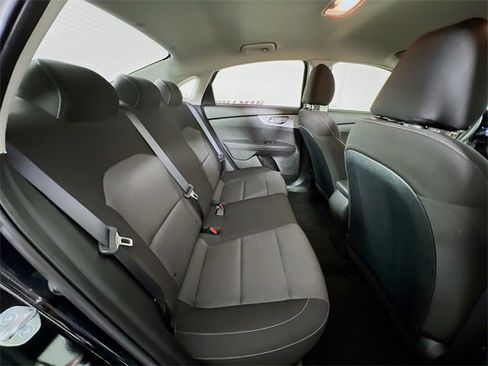 Used 2024 Kia Forte LX image 36