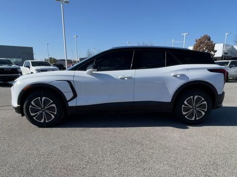 New 2025 Chevrolet Blazer EV LT image 41