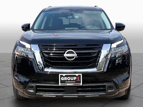 Certified 2024 Nissan Pathfinder SV FWD image 4
