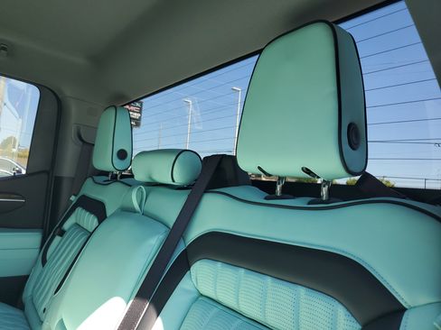 New 2026 GMC Sierra 1500 Elevation image 14