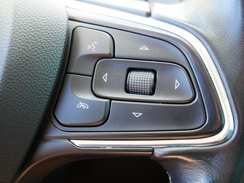 Used 2023 Buick Envision Essence w/ Sport Touring Package AWD/4WD image 29