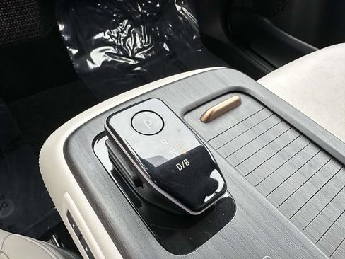 Certified 2024 Nissan Ariya AWD image 25