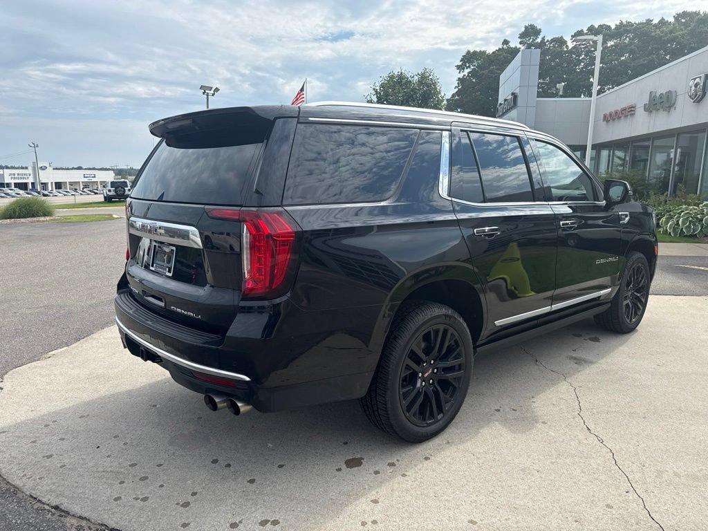 Used 2021 GMC Yukon Denali w/ Denali Premium Package AWD/4WD image 5