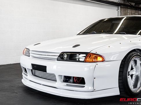 Used 1991 Nissan Other Nissan Models image 23