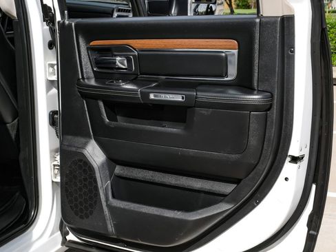 Used 2016 RAM 3500 Laramie image 45