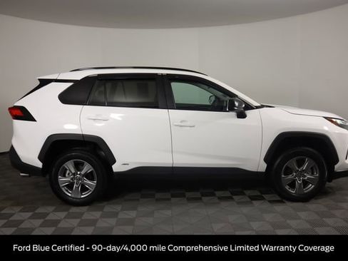 Used 2025 Toyota RAV4 LE image 2